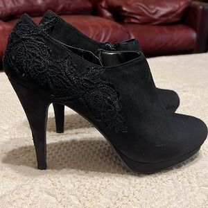 Impo shoes suede black,size 8.5